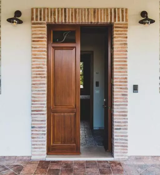 تختخواب و صبحانه Il Limoneto Rooms