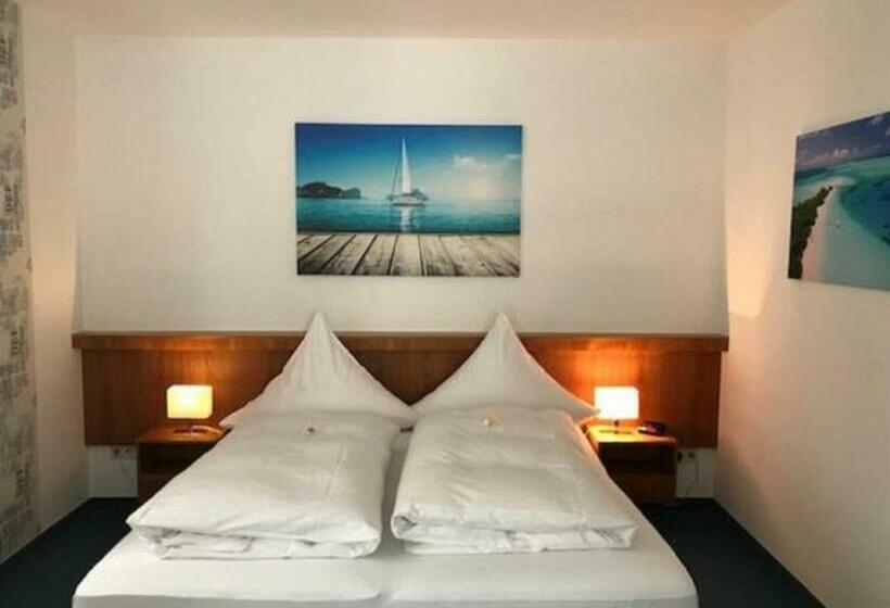 فندق Garni Schick