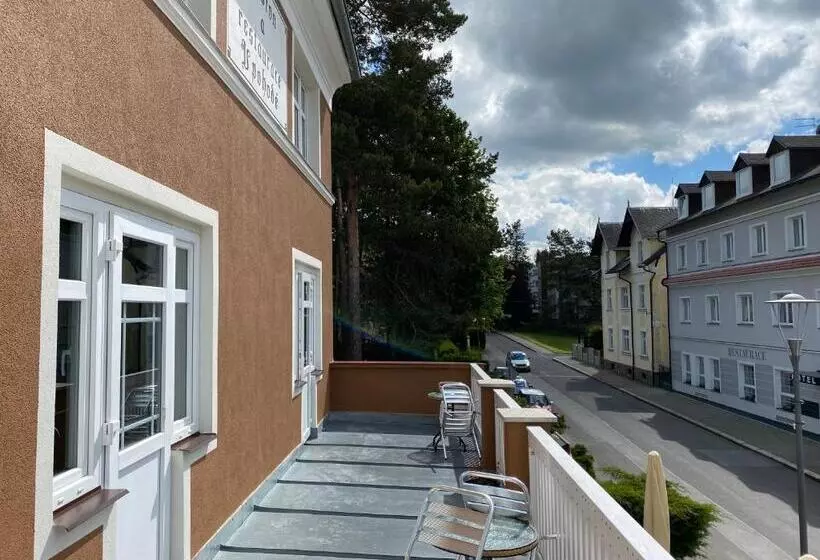 Hotelli Pension V Pohodě