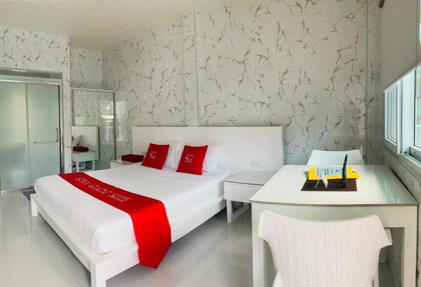 בית מלון כפרי Sena Gladyz Suites