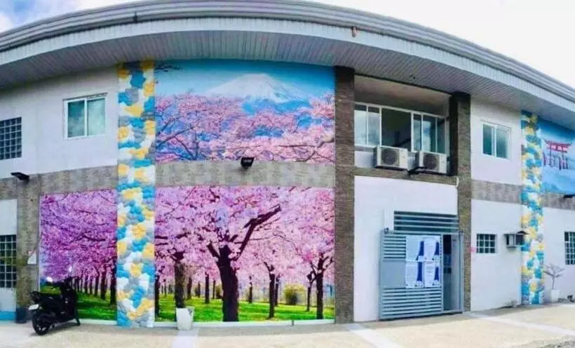 Hotelli Sena Gladyz Suites