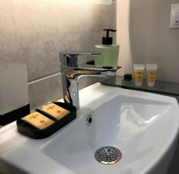 Modern Studio Apartment Near The Beach   5 Min Walk