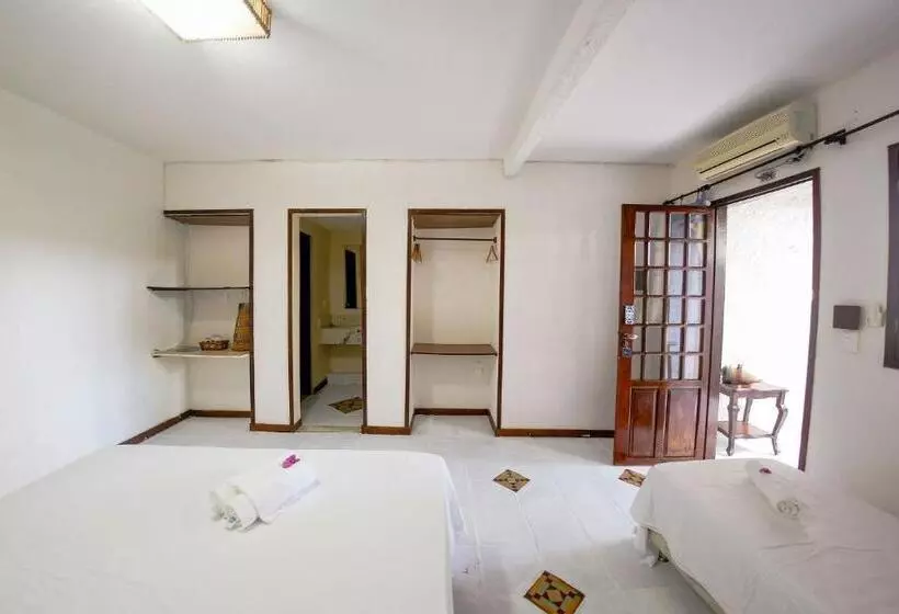 ペンション Qavi   Villa Di Milos   Praia Da Pipa