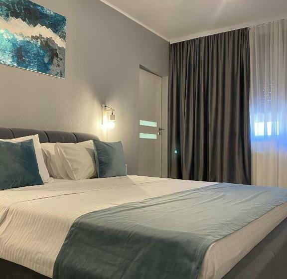 پانسیون Roomzzz Sibiu