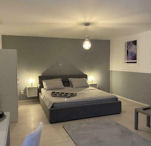 پانسیون Roomzzz Sibiu