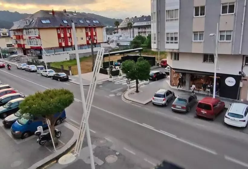 Piso Muy Amplio En Pleno Centro De Cantarrana   Viveiro