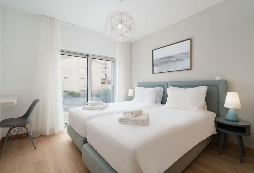 Sea Breeze Deluxe Lagos Apartment By Ideal Homes