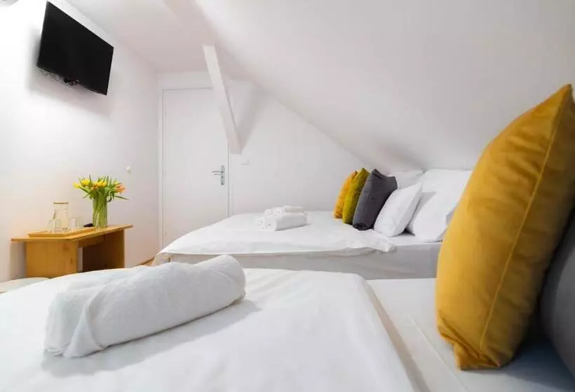 Aamiaismajoitus (B&B) Hagyma Panzió