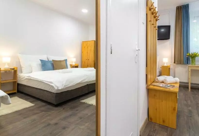 Aamiaismajoitus (B&B) Hagyma Panzió