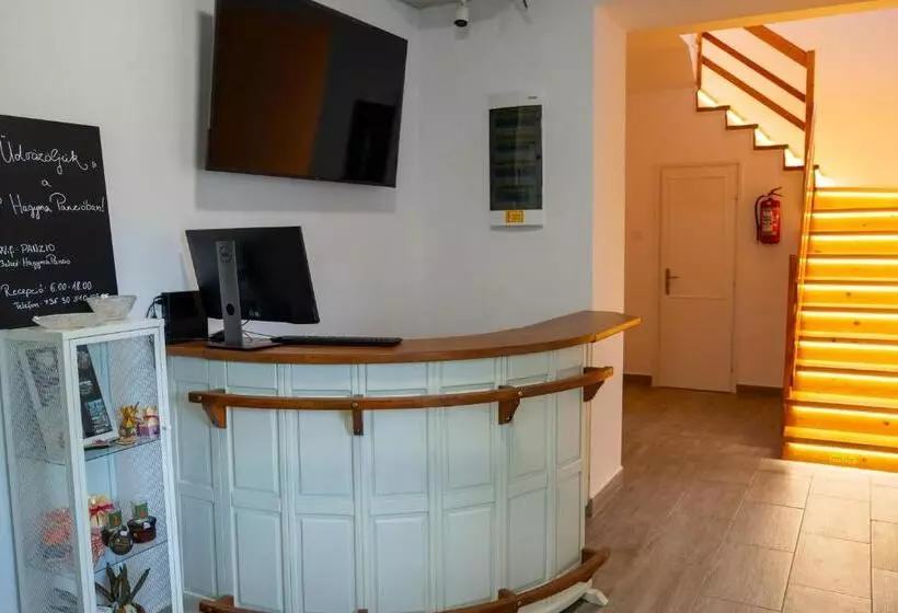 Aamiaismajoitus (B&B) Hagyma Panzió