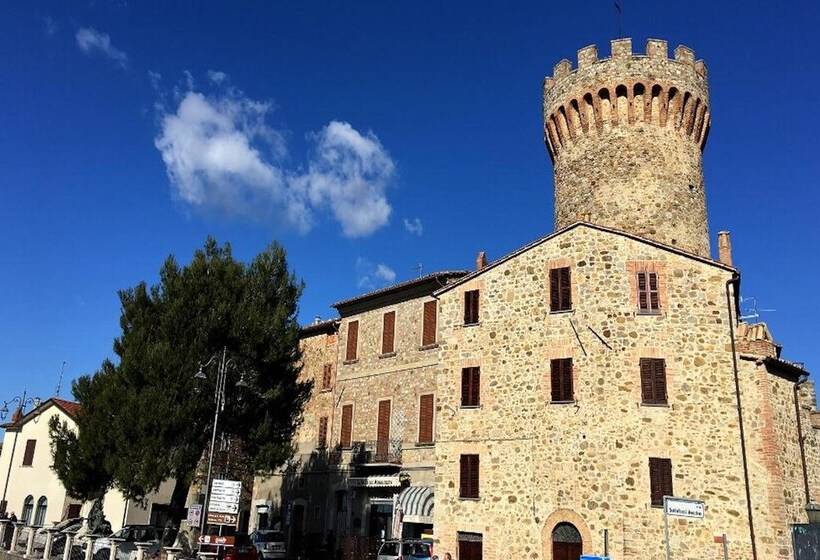 Bright Apt With Terrace And Shared Pool