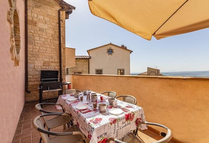 Bright Apt With Terrace And Shared Pool