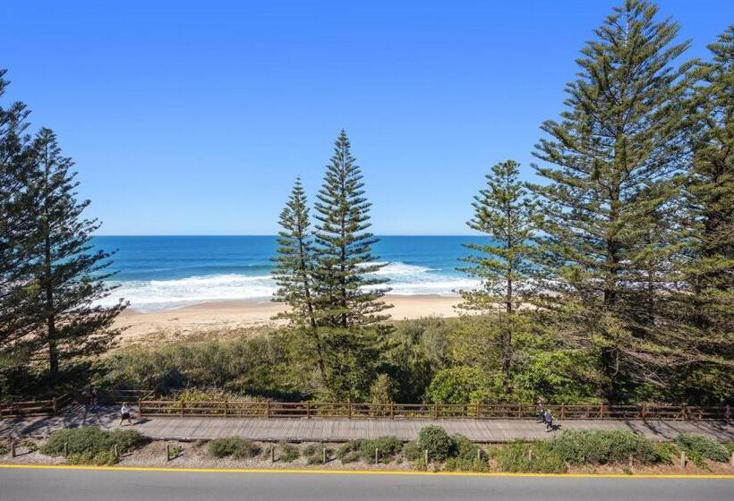 Cartwright Apartment