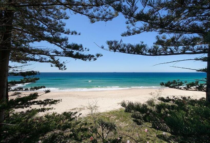 Cartwright Apartment