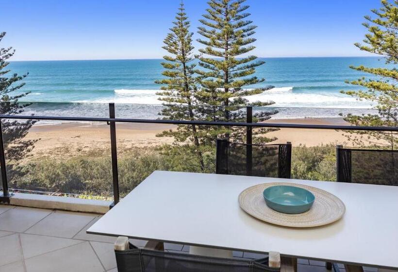 Cartwright Apartment