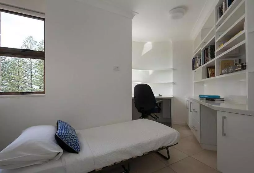 Cartwright Apartment