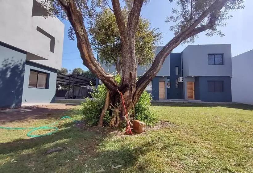 Complejo Claret, Departamentos A Metros De Sanatorio Allende Y Hospital Privado Cerro