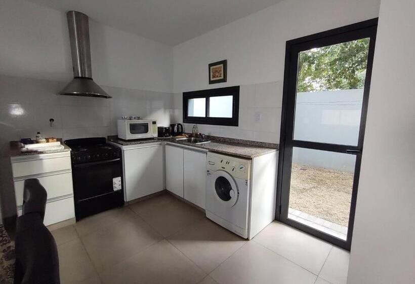 Complejo Claret, Departamentos A Metros De Sanatorio Allende Y Hospital Privado Cerro