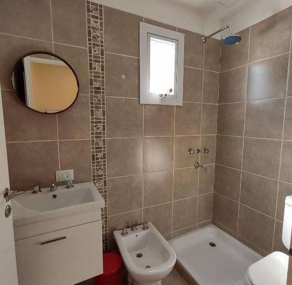 Complejo Claret, Departamentos A Metros De Sanatorio Allende Y Hospital Privado Cerro