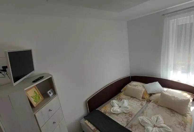 Pitypang Apartman
