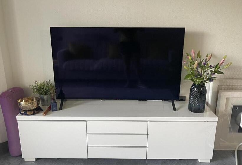 Scarlet S Place 1 Bed Victory Village Quinta Do Lago Beach, Nature, Lakes