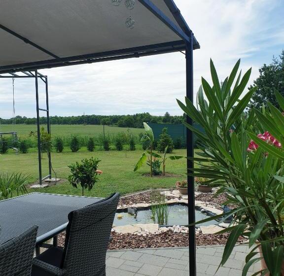 Summerside Apartman Harkány