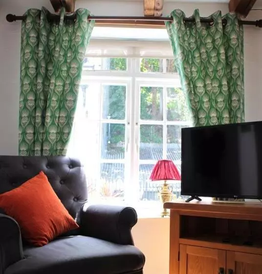 Teana Cottage