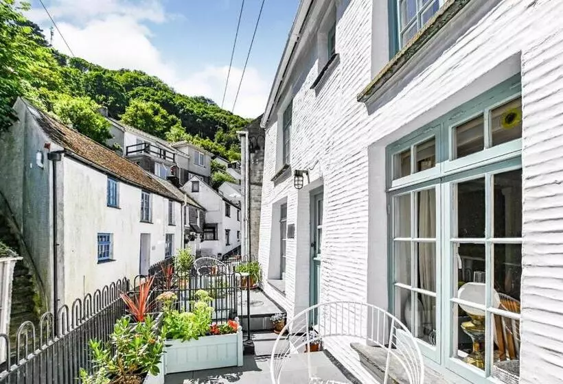 Teana Cottage