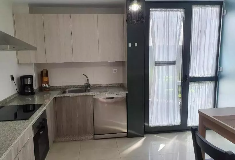 Coco Pardal, Pontevedra