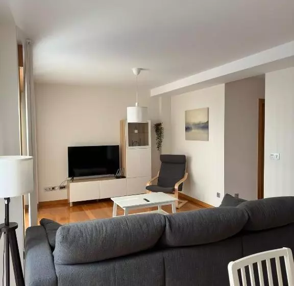 Coco Pardal, Pontevedra