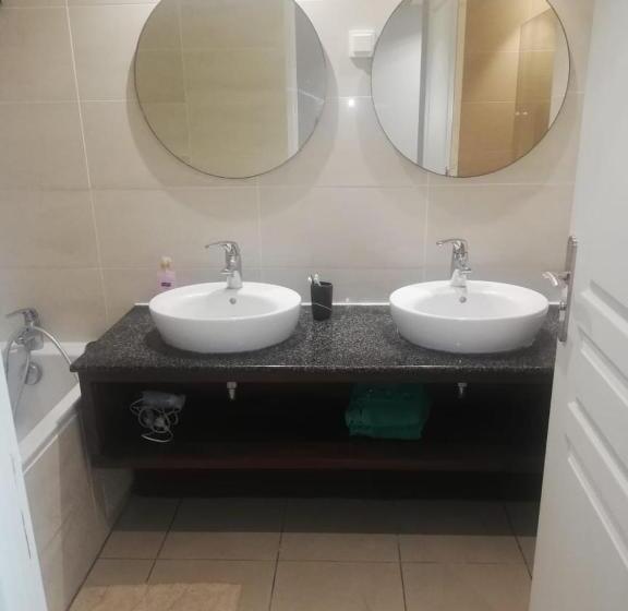 Appart Alexina, 2mn à Pieds De La Plage De Boucan Canot