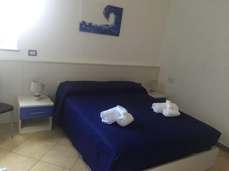 Bed & Breakfast Domus Pepe Scalea