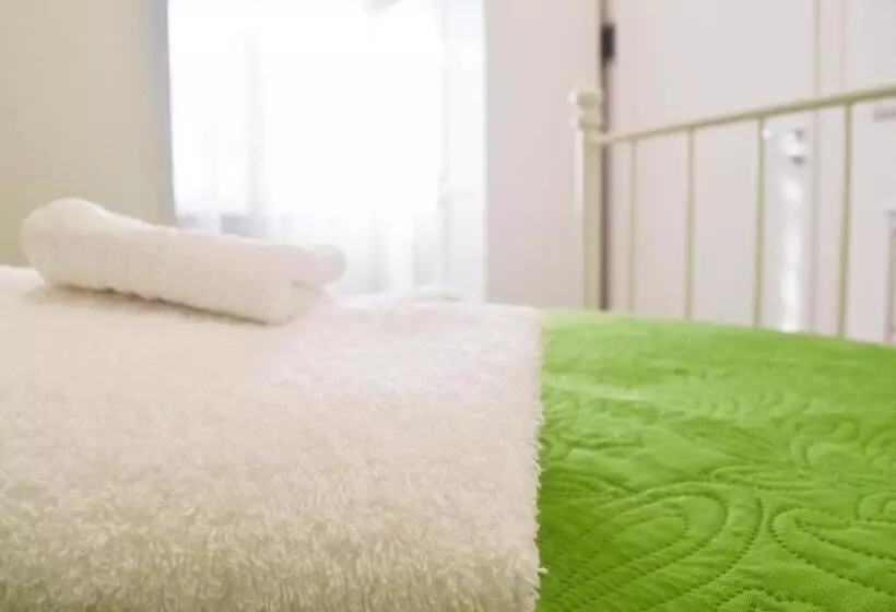 Bed & Breakfast Domus Pepe Scalea
