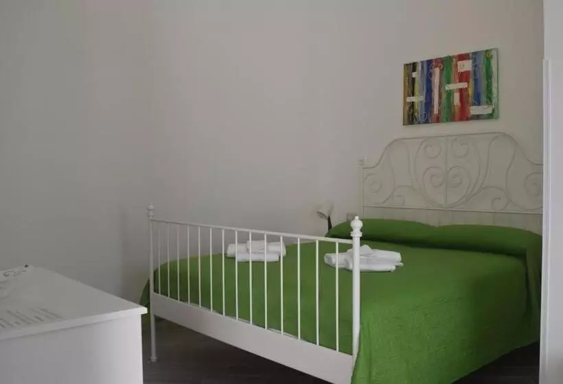 Bed & Breakfast Domus Pepe Scalea