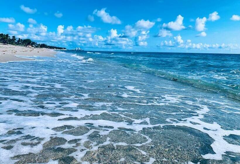 Palm Beach Island Condominiums