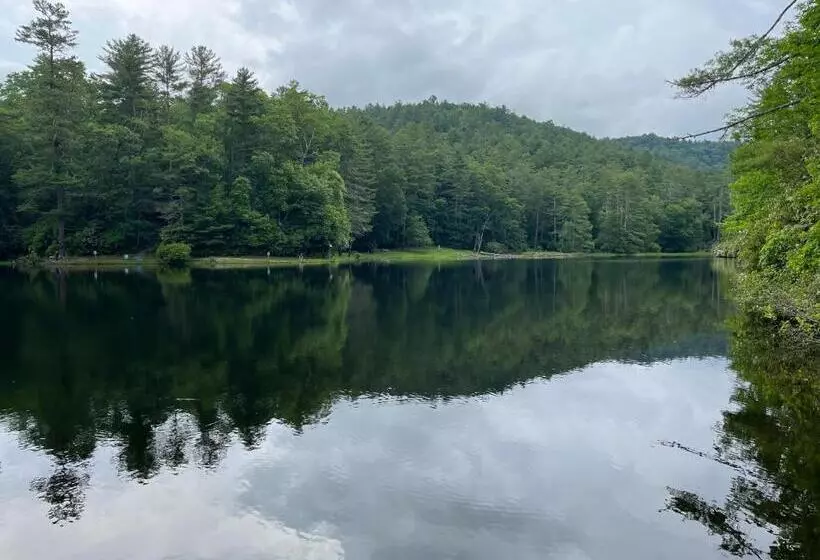 Smokies Hill Top Cabin Mountain Views 2 Miles To Town Pet Friendly