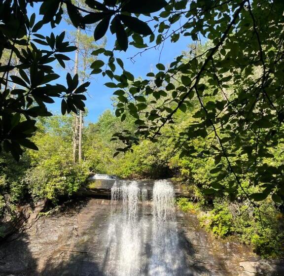 Smokies Hill Top Cabin Mountain Views 2 Miles To Town Pet Friendly