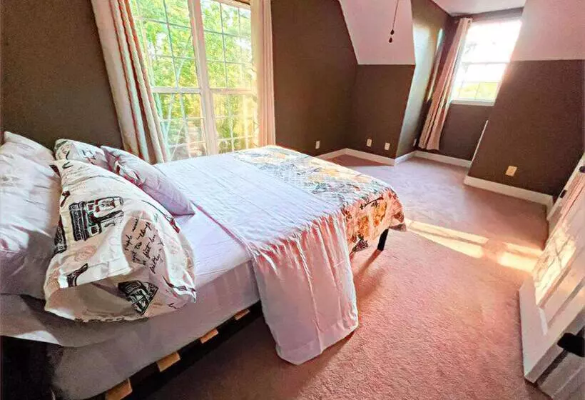 Smokies Hill Top Cabin Mountain Views 2 Miles To Town Pet Friendly