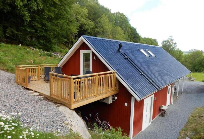 Stenlid   Med Naturen Och Lugnet I Fokus