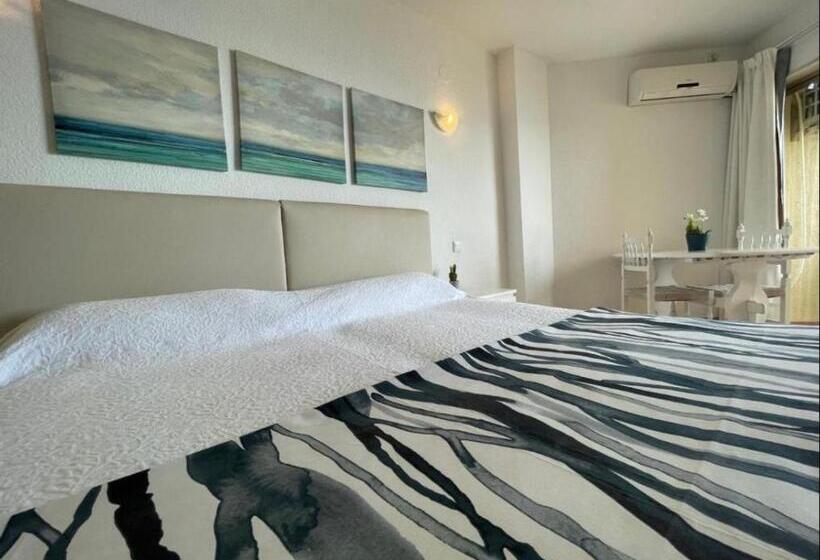 Apartamentos Chinasol