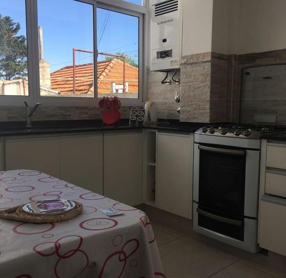 Hostel Playa Grande Suites