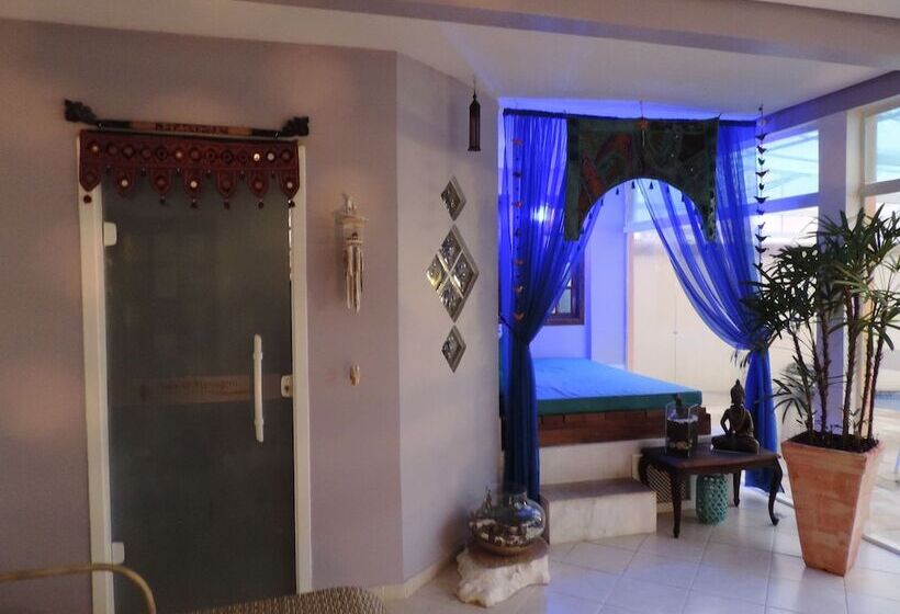 ホテル Costa Balena Piscina Aquecida Coberta