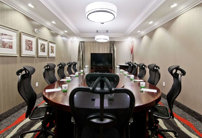 فندق Hampton Inn & Suites By Hilton Toronto Markham