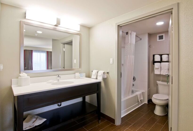 فندق Hampton Inn & Suites By Hilton Toronto Markham