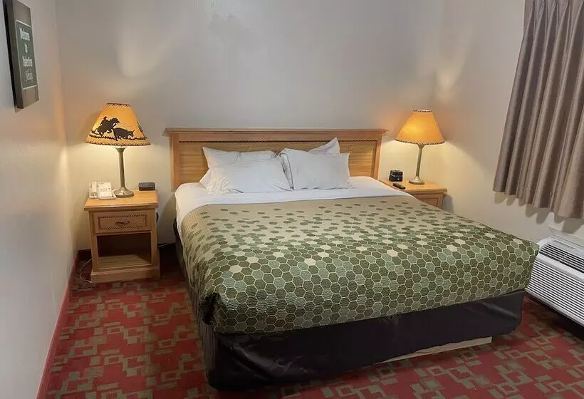 Отель Harmony Inn & Suites