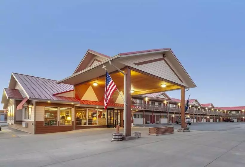 Отель Harmony Inn & Suites