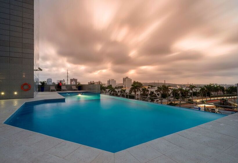 هتل Hilton Garden Inn Barranquilla