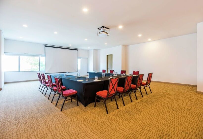 هتل Hilton Garden Inn Barranquilla