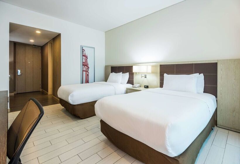 هتل Hilton Garden Inn Barranquilla