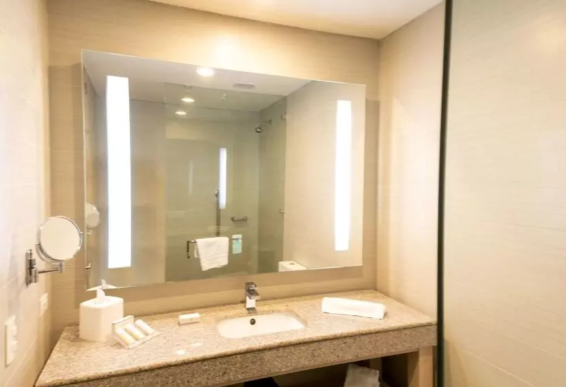 هتل Hilton Garden Inn Barranquilla